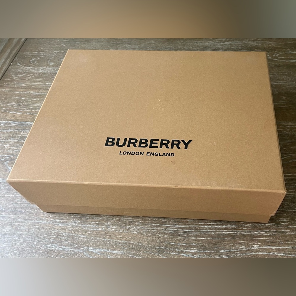Burberry Large Box